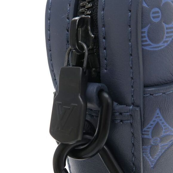 Louis Vuitton Shadow Duo Messenger M45730 - Picture 5 of 9